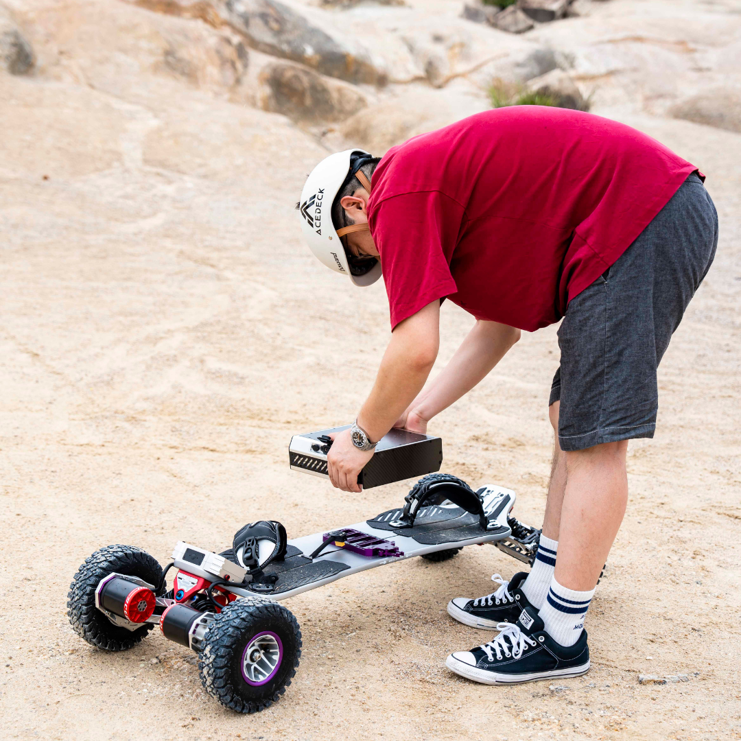 Acedeck® Z-Quick-Release Battery System™ Acedeck® Electric Skateboards